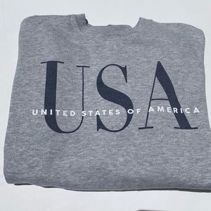 Brandy Melville grey USA crewneck